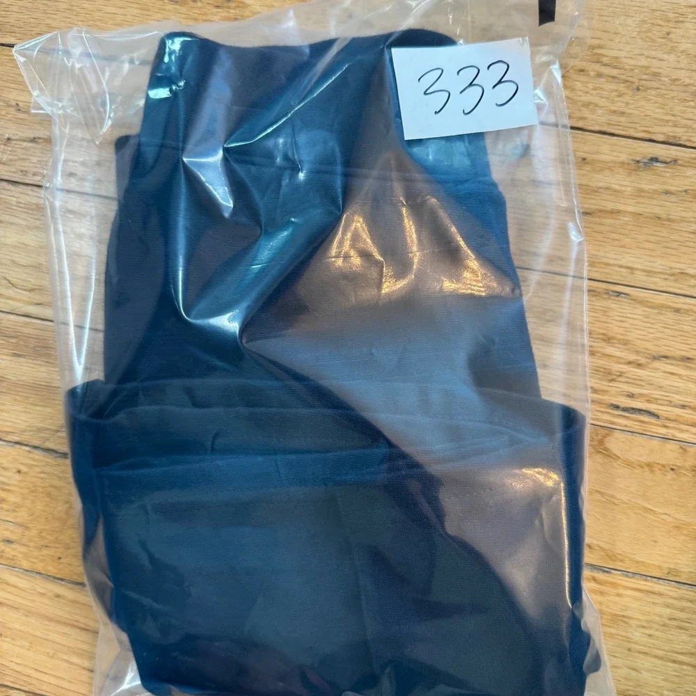 Cat & Jack Girls Navy Blue School Uniform Skort Size S 6/7 Stretch Wrap Front